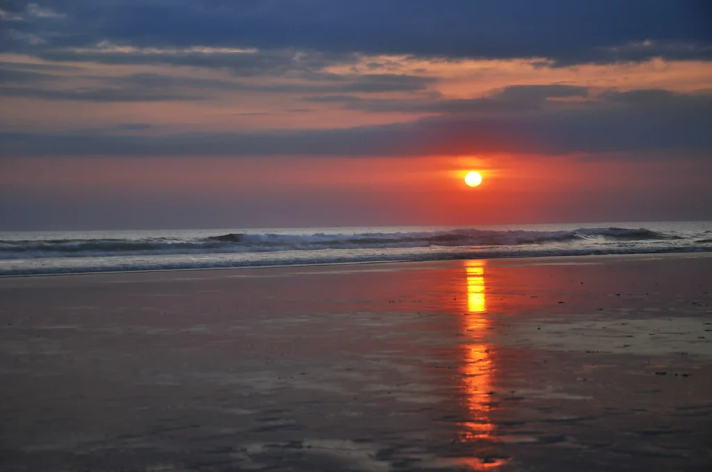 Pantai Double Six, Seminyak