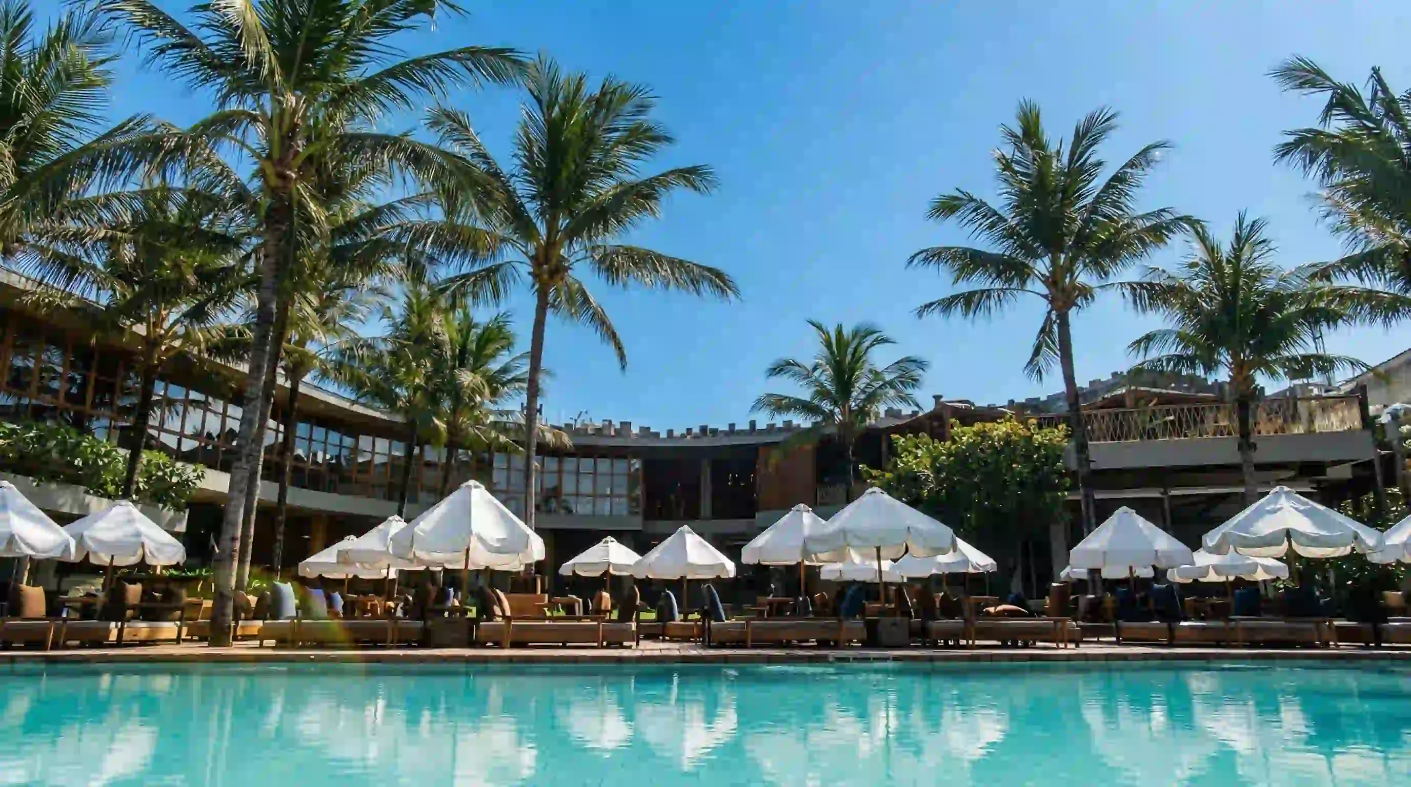 Potato Head Beach Club - Destinasi Sewa Mobil Mewah Seminyak