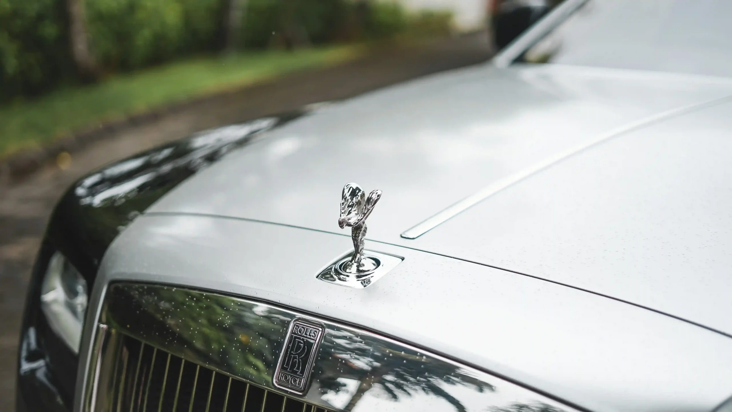 Sewa Mobil Sport Mewah Bali - Porsche GT4 Rental