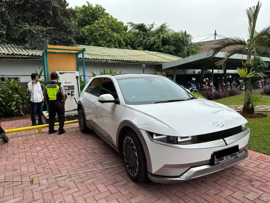Sewa Hyundai Ioniq 5 di Bali — armada Mobil Mewah Bali